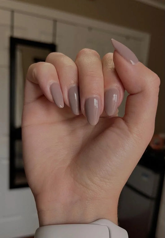 Greish Nude Nails